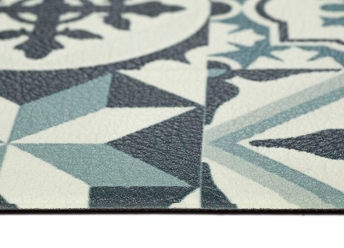 Duurzame keukenloper en vloerkleed in tegeldesign 