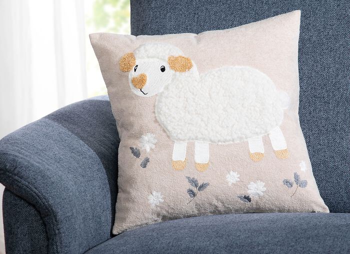 Kussenhoes met pluche applicatie 