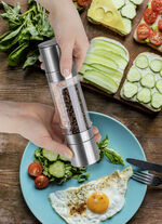 Bespaart ruimte: 1 molen voor 2 kruiden 