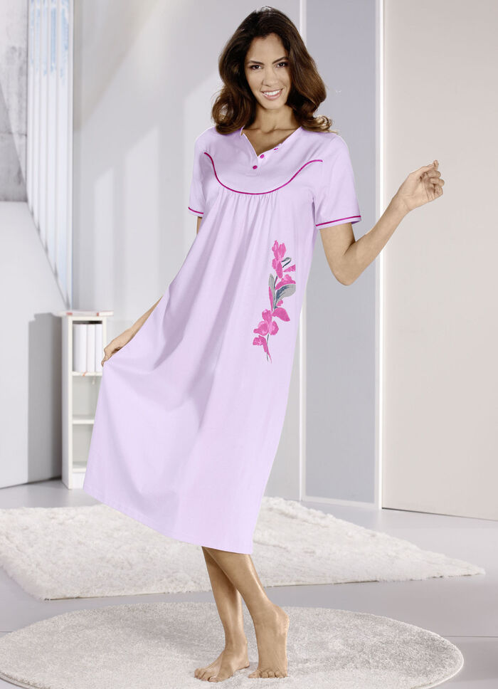 Nachthemd tot op de kuit met knoopsluiting en korte mouwen SERING