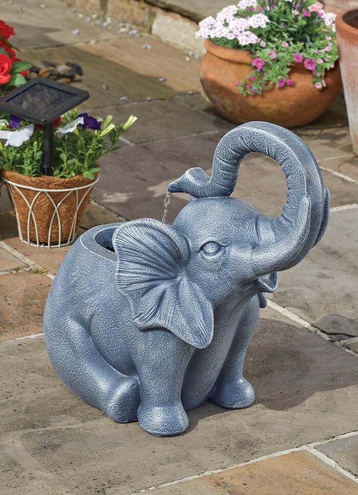 Tuinfontein op zonne-energie 