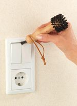 WENKO stopcontactreiniger BRUIN-ZWART