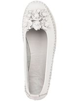 Andrea Conti mocassinpantoffels met brutale leren bloemen WIT