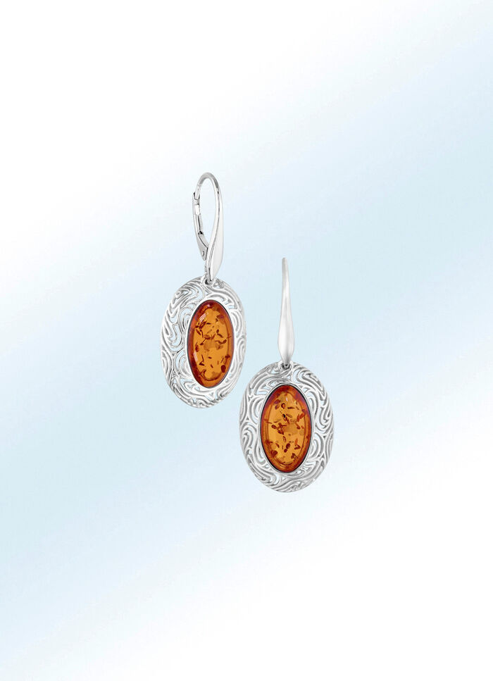 Intrigerende oorbellen met barnsteen 