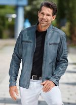 Kort leren jasje met sierstiksels 