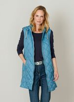 Gewatteerd vest met decoratief lint 