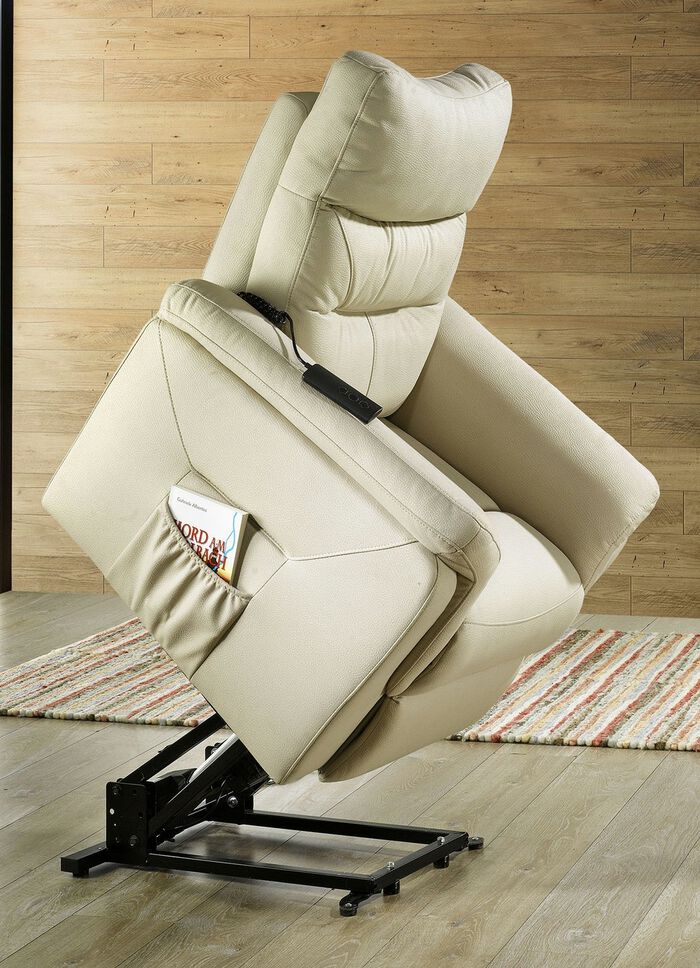 Relaxfauteuil met opstahulp BEIGE