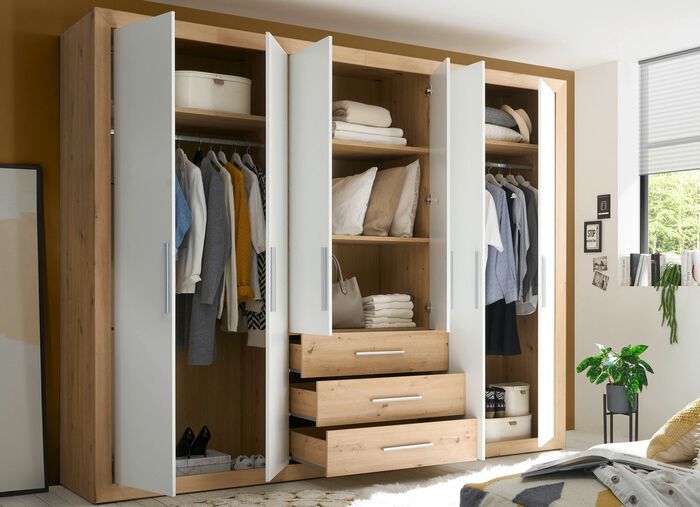 Woonaccessoires met rozenmotieven  