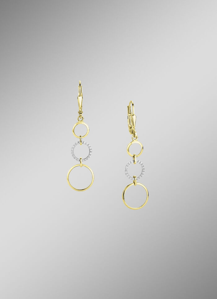 Elegante creaties: oorbellen met synthetische zirkonia 
