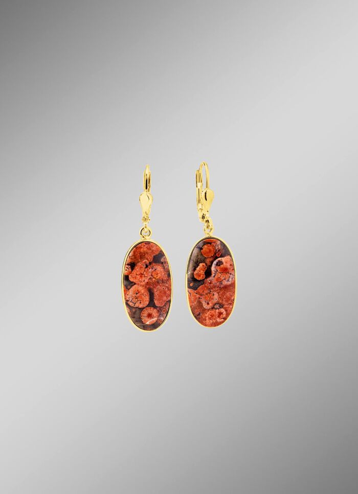 Prachtige unieke stukken: oorbellen met bloemopaal 