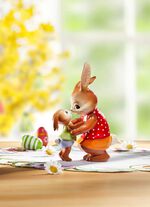 Konijnenmoeder gemaakt van hoogwaardig fijn steengoed 