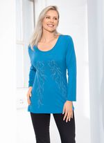 Charmant shirt met bordversiering in 2 kleuren HEMELBLAUW