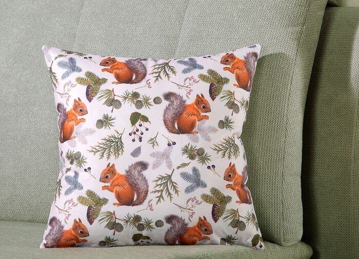 Herfstkussenhoes met eekhoornmotief 