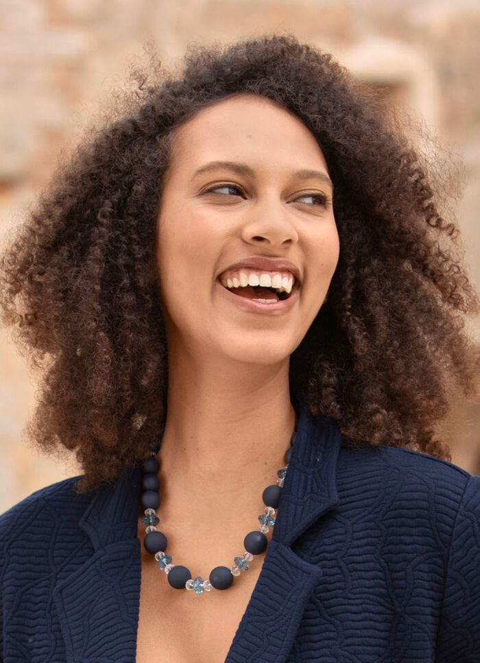 Ketting met gefacetteerde kristalstenen 