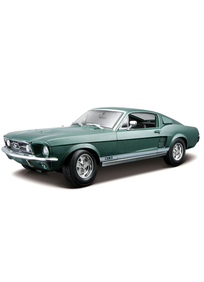 Ford Mustang GTA van Maisto 