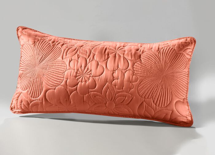 Uitstekend gemaakte sprei en bijpassende kussenslopen OUDROZE