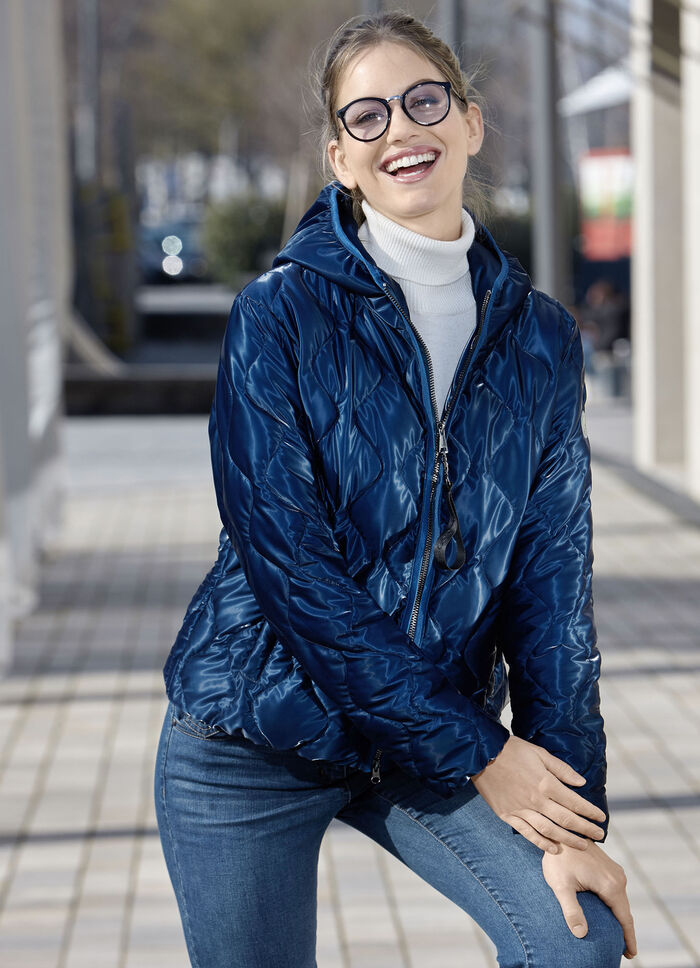 Functionele jas met vaste kap 