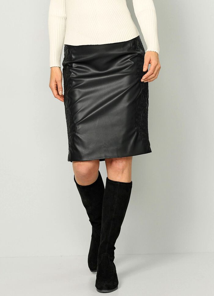 Rok met mooie decoratieve quilting 