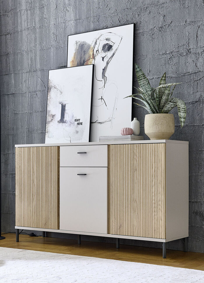 Grote ladekast, 3-deurs 