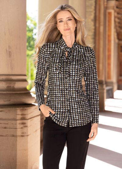 Blouse met pied-de-poulemotief 