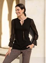 Shirt met bijzondere halslijnverwerking in 2 kleuren 