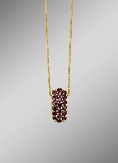 Vergulde hanger met granaat 