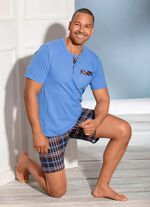 Shortama met knoopsluiting, borstzakje en ruitjesmotief 