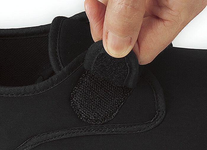 Josephine Klittenband pantoffels in de breedte H voor sterke voeten ZWART