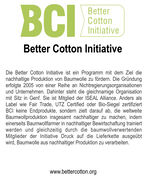 Pyjama met langere knoopsluiting en opgestikte borstzak 