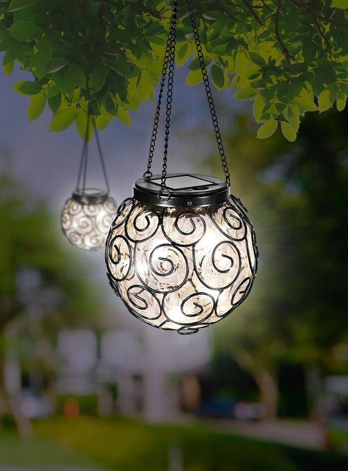 Zonnebal met metalen ketting 