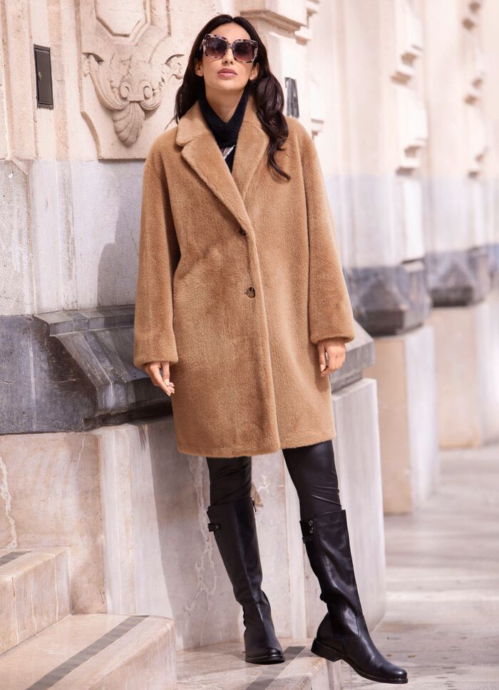 Korte jas met schuine zakken 