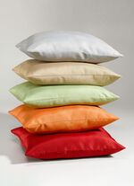 Tafel- en kamerdecoratie met vlekbeschermingsapparatuur WIT