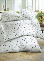 Beddengoedset "Janine". GEEL