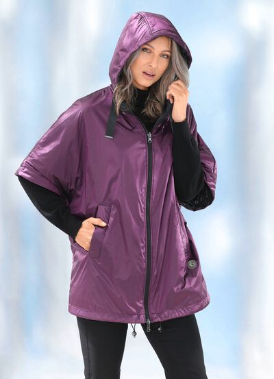 Functionele omkeerbare cape in een oversized look 