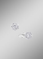 Elegante oorknopjes met diamanten