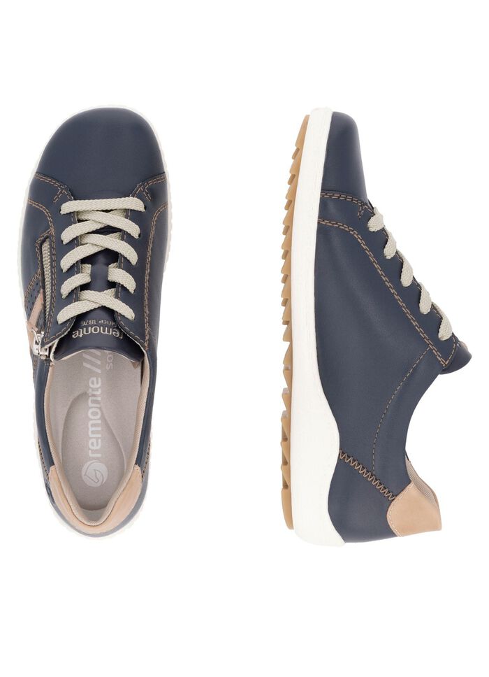 Remonte veterschoen van gedeeltelijk gebosseleerd nappaleer 