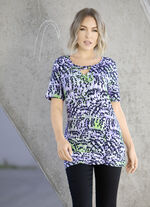 Shirt met bijzondere halslijnverwerking 