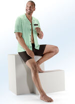 Shorty, doorgeknoopt, met reverskraag en borstzak 