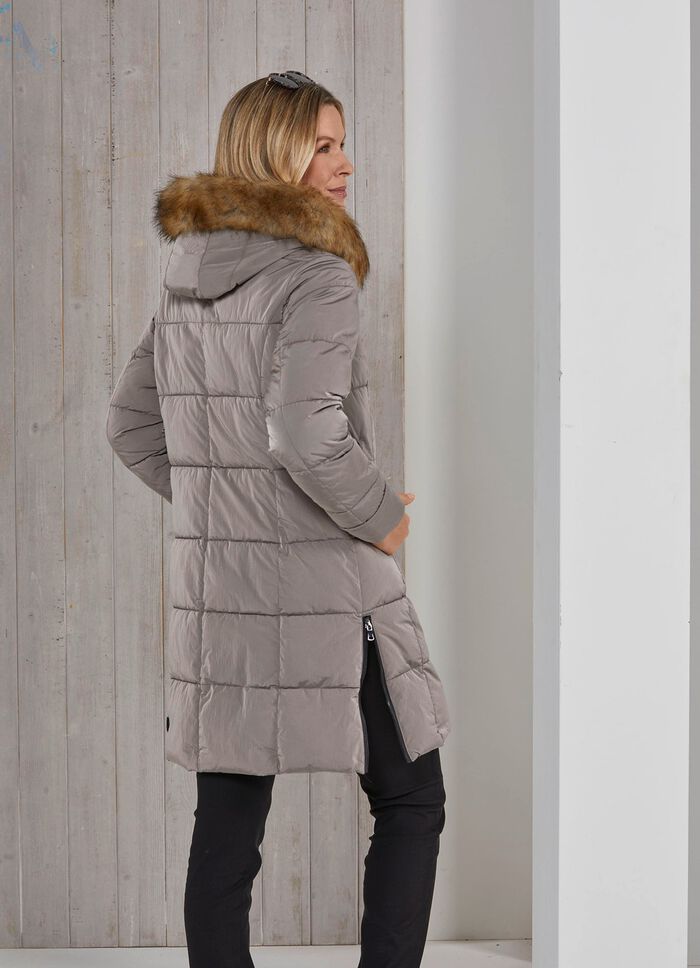 Functionele korte jas met afneembare rand van imitatiebont op de capuchon 