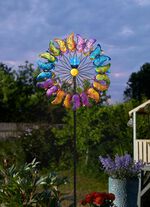 Metalen zonnewindturbine 