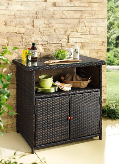 Praktisch sideboard voor de tuin of het terras 