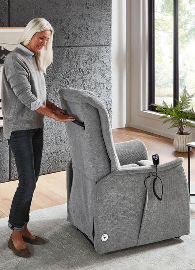 TV-fauteuil met motor, opstahulp en mobiliteitsfunctie 