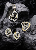 Hartvormige hanger met 45 diamanten 