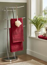 Stijlvolle badkameraccessoires van stalen buizen 