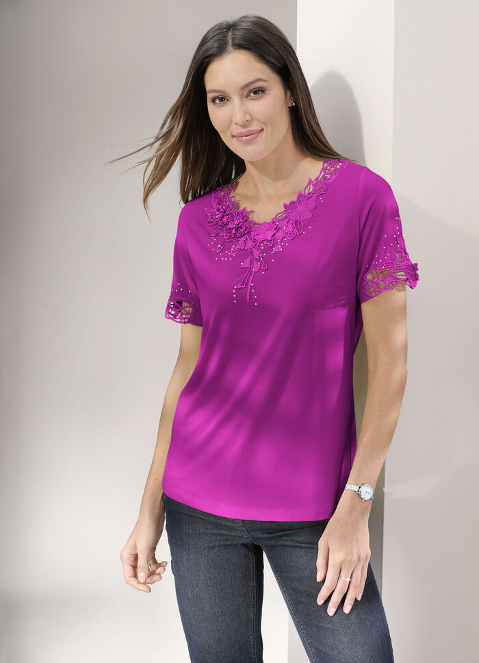 Shirt met bloemenkant in 5 kleuren MAGENTA