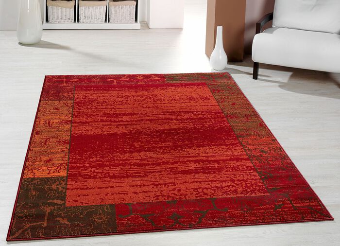 Bruggen en tapijten met tijdloos mooi versierde randen 