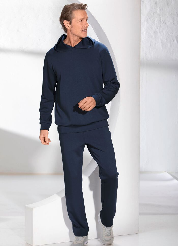 Hoodie van &ldquo;Klaus Models&rdquo; in 3 kleuren MARIENE