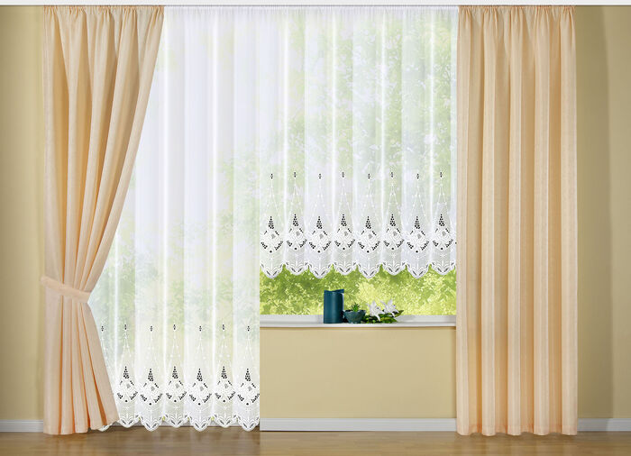 Lange venstervitrage met universele railband 