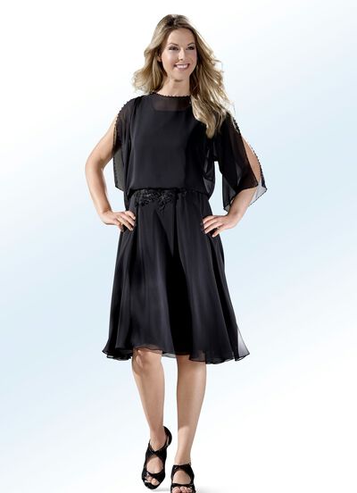 Jurk met decoratieve parelversiering 