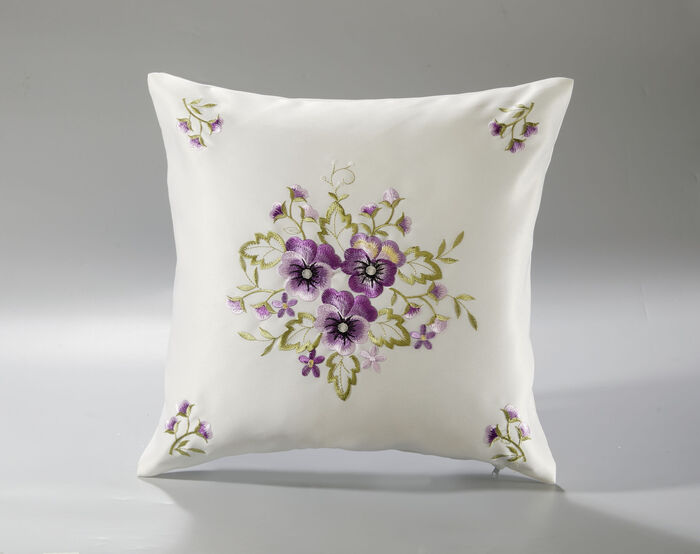 Tafel- en kamerdecoratie met vioolborduurwerk LILA